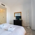 Malagasuite Diamond Riviera With Pool & Parking *