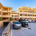 Malagasuite Diamond Riviera With Pool & Parking Daire *