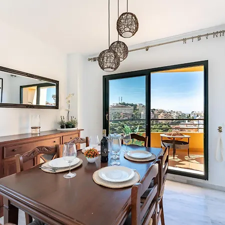 Malagasuite Diamond Riviera With Pool & Parking Daire *